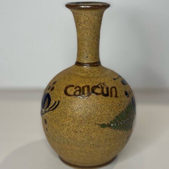 Tonala Netzi Pottery Vase Bird/Flowers Hand Painted 6” tall, Mexico, Can… - Picture 4 of 8